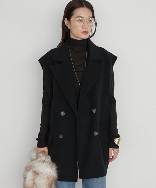 LOUNGEDRESS(ラウンジドレス)の「《羽織るだけでこなれ見え》リバージレミドルコート(ベスト・レディース・ブラウン/ベージュ/ブラック・FREE)」の9枚目の写真