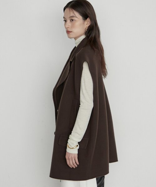 LOUNGEDRESS(ラウンジドレス)の「《羽織るだけでこなれ見え》リバージレミドルコート(ベスト・レディース・ブラウン/ベージュ/ブラック・FREE)」の18枚目の写真