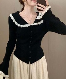 ピーターパンカラー レーストリム ボタン付き タイト長袖Tシャツ