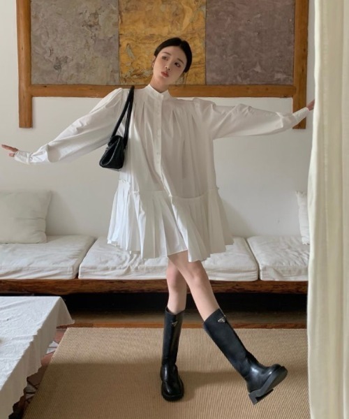 SHERU(シェル)の「裾プリーツ ノーカラーペプラムボリュームスリーブワンピース(シャツワンピース・レディース・ホワイト・M)」の14枚目の写真