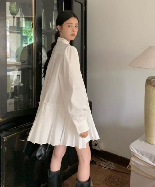 SHERU(シェル)の「裾プリーツ ノーカラーペプラムボリュームスリーブワンピース(シャツワンピース・レディース・ホワイト・M)」の10枚目の写真