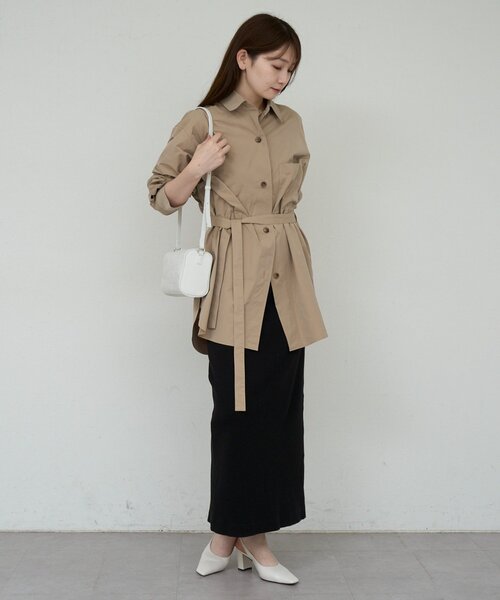 russet(ラシット)の「【Lively city】レザーミニショルダーバッグ(ショルダーバッグ・レディース・ホワイト/ダークブラウン/ブラック・FREE)」の5枚目の写真
