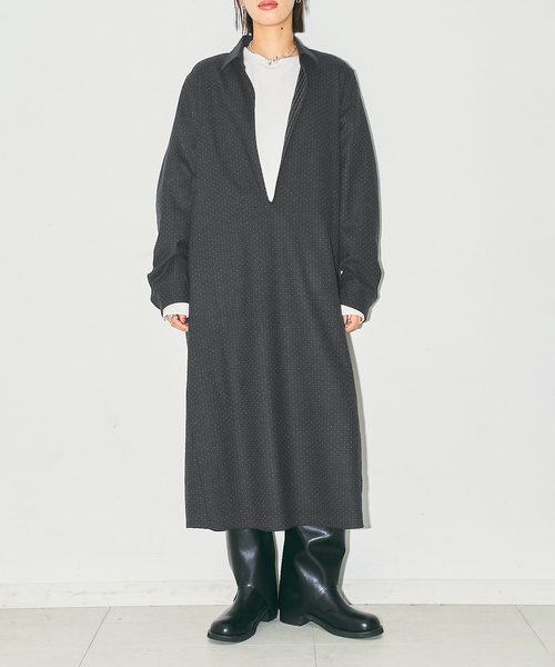 CITYSHOP(シティーショップ)の「WOOL DOT SKIPPER DRESS:ワンピース(ワンピース・レディース・ライトグレー/ネイビー・38/36)」の1枚目の写真