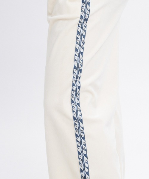 BILLABONG(ビラボン)の「BILLABONG ウィメンズ SURF CAMP PALM 73 LONG PANTS ロングパンツ 【2026年秋冬モデル】/ビラボンベロアワイドパンツ(セットアップ対応可)(その他パンツ・レディース・エメラルド/ブルー系その他/アイボリー・LARGE/MEDIUM)」の12枚目の写真