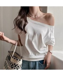 シンプル オフショルダーTシャツ