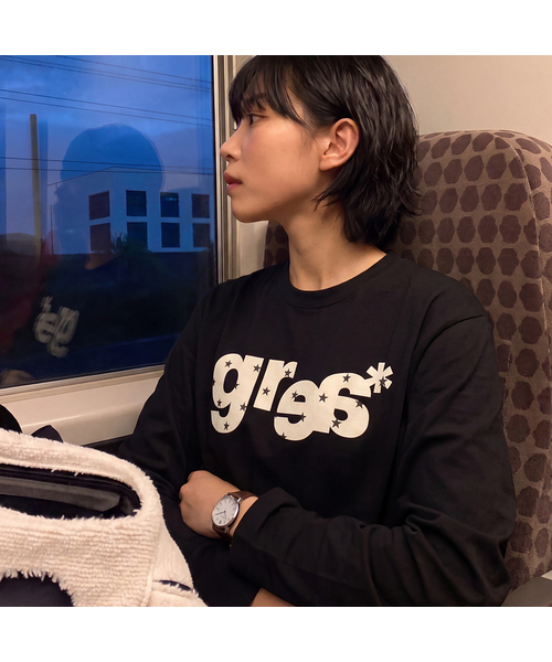 GRAVER（グレーバー）の「[UNISEX]GRAE-S WIDE STAR ロングスリーブ Tシャツ_3color（Tシャツ/カットソー・レディース・ブラック/ホワイト/チャコール・MEDIUM/LARGE）」の2枚目の写真