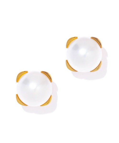 IRIS47(イリスフォーセブン)の「【IRIS 47】contour earring M/コントアー イヤリング M パール(イヤリング・レディース・シルバー/ゴールド・M)」の6枚目の写真