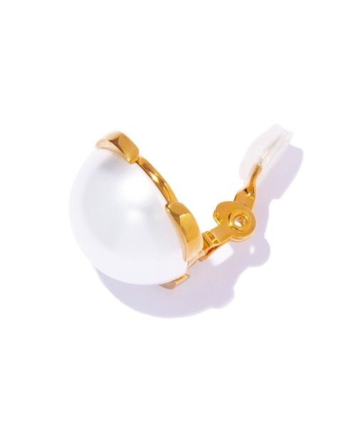 IRIS47(イリスフォーセブン)の「【IRIS 47】contour earring M/コントアー イヤリング M パール(イヤリング・レディース・シルバー/ゴールド・M)」の8枚目の写真