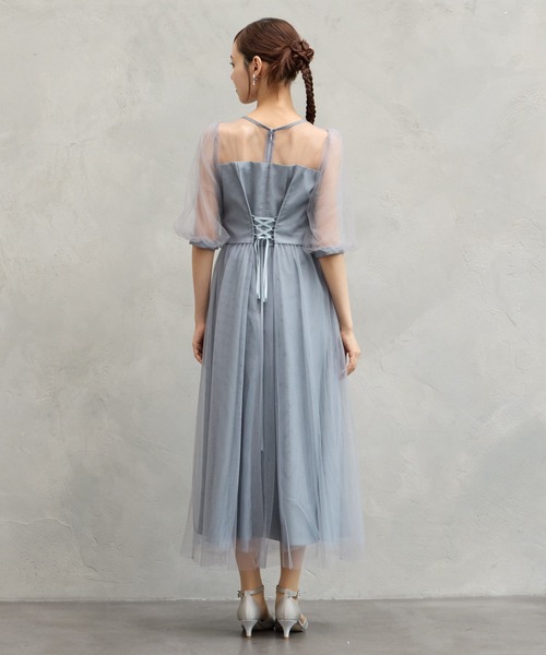 AIMER(エメ)の「アシンメトリーモチーフレースチュールパフスリーブパーティードレス(ドレス・レディース・ブルーグレー/ピンクベージュ/ダークグレー・MEDIUM)」の19枚目の写真