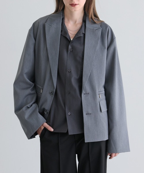 ELLUV(エルブ)の「【ELLUV/エルヴ】ノーブルヘビーTR ショートレングス ジップギミック プライムシングルテーラードジャケット(テーラードジャケット・メンズ・グレー/ブラック/ブルー・S/L/M)」の2枚目の写真