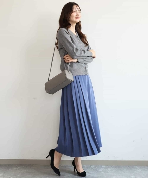 MK MICHEL KLEIN（エムケーミッシェルクラン）の「[撥水/洗える]サイドプリーツツイルワイドパンツ（スラックス・レディース・ネイビー/ブルー・38）」の4枚目の写真
