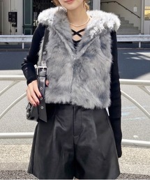 ファーフードベスト