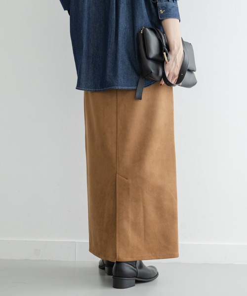 URBAN RESEARCH Sonny Label(アーバンリサーチサニーレーベル)の「ストレッチフェイクスエードスカート(スカート・レディース・キャメル/ブラウン・36/38)」の16枚目の写真