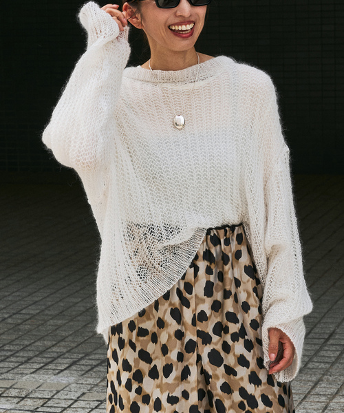 VERMEIL par iena(ヴェルメイユパーイエナ)の「Airy Silk Wool Blend ニット(ニット/セーター・レディース・ホワイト/レッド・FREE)」の1枚目の写真