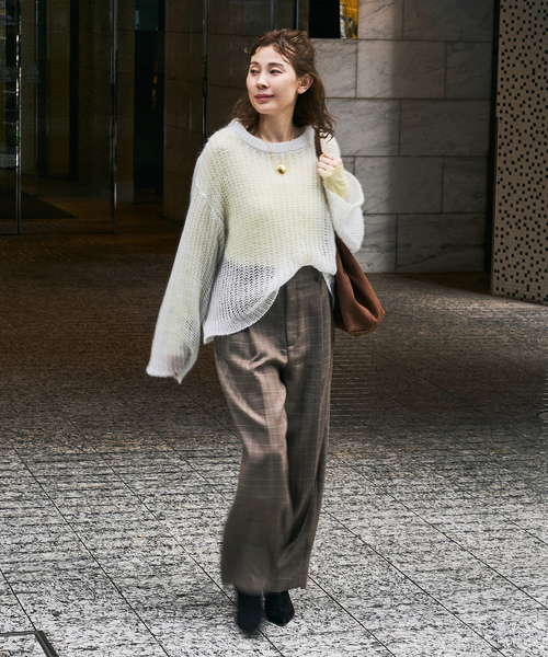 VERMEIL par iena(ヴェルメイユパーイエナ)の「Airy Silk Wool Blend ニット(ニット/セーター・レディース・ホワイト/レッド・FREE)」の8枚目の写真