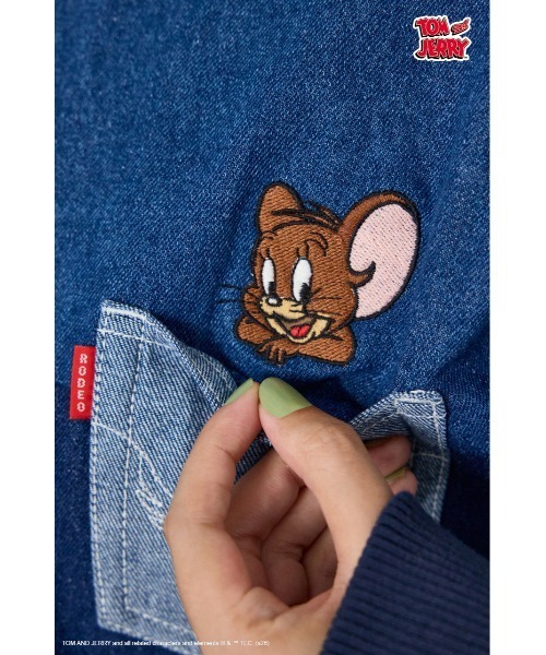 RODEO CROWNS WIDE BOWL(ロデオクラウンズワイドボウル)の「(TOM AND JERRY)カスタムデニムトップス(その他トップス・レディース・ブルー/ブラック・FREE)」の18枚目の写真