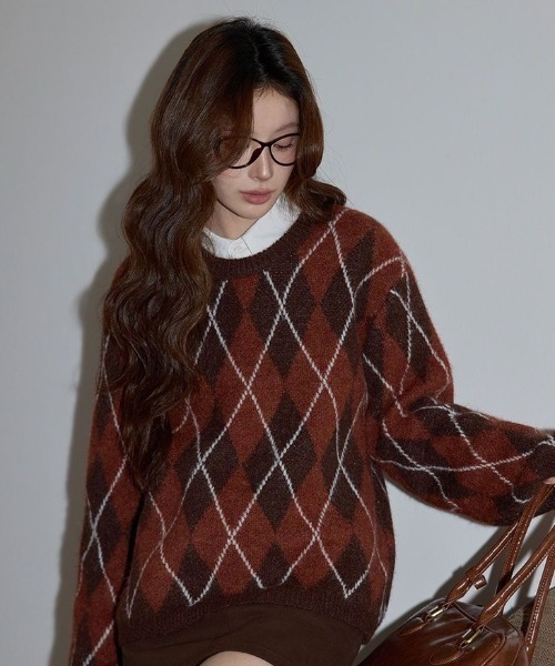 Teem Store(チームストア)の「オーバーサイズ アーガイル柄シャギーニットプルオーバー(ニット/セーター・レディース・ベージュ/グレー/レッド/ピンク・M)」の5枚目の写真