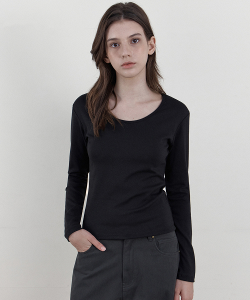 WEDNESDAYOASISFORWOMEN(ウェンズデー オアシス フォー ウーマン)の「ソフトスクープネック長袖Tシャツ_ブラック(WB6TP46)(Tシャツ/カットソー・レディース・ブラック・FREE)」の2枚目の写真