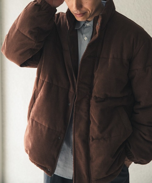 ITEMS URBANRESEARCH(アイテムズ アーバンリサーチ)の「コーデュロイ発熱中綿ハイネックジャケット(ダウンジャケット/コート・メンズ・ネイビー/ブラウン/ブラック・LARGE/MEDIUM)」の11枚目の写真