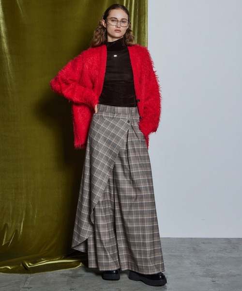MAISON SPECIAL(メゾンスペシャル)の「【26WINTER PRE-ORDER】Wave Shaggy Knit Cardigan/ウェーブシャギーニットカーディガン(カーディガン/ボレロ・レディース・ブラック/レッド/イエロー/ブルー・FREE)」の7枚目の写真