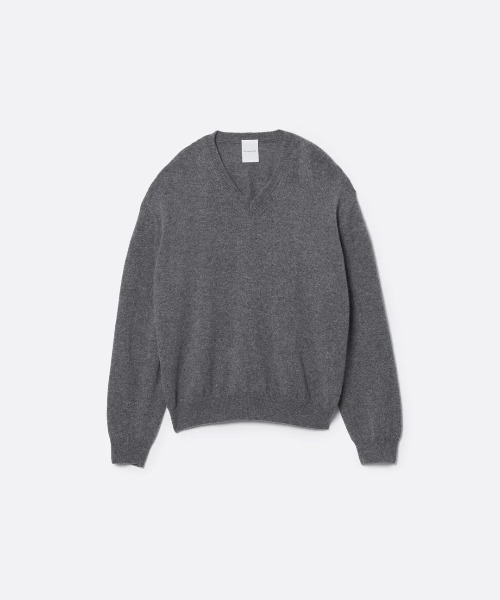 SUBLATIONS（サブレーションズ）の「【SUBLATIONS】CASHMERE V-NECK KNIT 16（ニット/セーター・メンズ・チャコールグレー/グレー/レッド/モカ・FREE）」の3枚目の写真