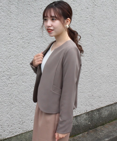 ASTORIA ODIER(アストリアオディール)の「ノーカラーライトジャケット(ノーカラージャケット・レディース・ライトグレー/カーキ/ベージュ/ネイビー/ブラック/キャメル/ラベンダー/モカ/アイボリー/ブラウン・LARGE/MEDIUM/SMALL)」の5枚目の写真