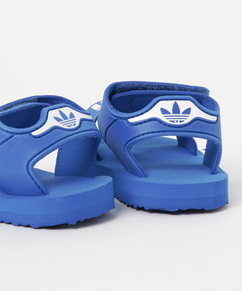 adidas（アディダス）の「オリジナルス ビーチサンダル[BEACH SANDAL I]（サンダル・キッズ・ブルー・15cm/16cm/13cm/14cm/12cm）」の6枚目の写真