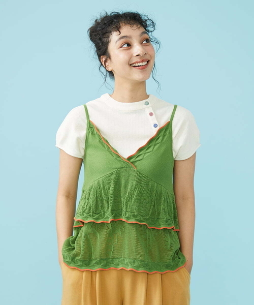 Jocomomola(ホコモモラ)の「Palmera メッシュ ティアードニットキャミソール(キャミソール・レディース・グリーン/ピンク/ネイビー・40)」の2枚目の写真