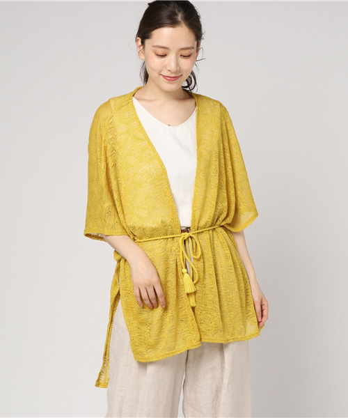 VENCEEXCHANGE（ヴァンスエクスチェンジ）の「透かし編みポンチョカーデ       （カーディガン/ボレロ・レディース・ホワイト/ブラック/クリアイエロー/ダークグリーン・MEDIUM）」の4枚目の写真