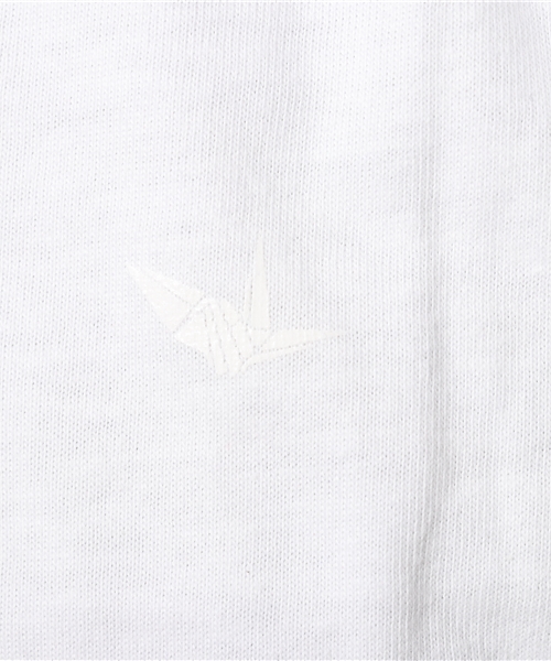 1PIU1UGUALE3  RELAX （ウノピゥウノウグァーレトレ リラックス）の「1PIU1UGUALE3 RELAX(ウノピゥウノウグァーレトレ)箔ロゴVネックTシャツ（Tシャツ/カットソー・メンズ・ネイビー/ホワイト/ブラック・LARGE/X-LARGE/SMALL/MEDIUM/XX-LARGE）」の4枚目の写真