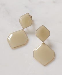 ANEMONE（アネモネ）の「ダブルヘキサゴンのつやつやイヤリング（イヤリング）」