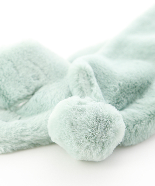 Catherine Cottage（キャサリンコテージ）の「うさぎのしっぽフェイクファーマフラー（マフラー・キッズ・ホワイト/ベージュ/ネイビー/グレー/レッド/ブルー/ミント/ベビーピンク/ライラック/スモークピンク/ピンク系その他・FREE）」の18枚目の写真