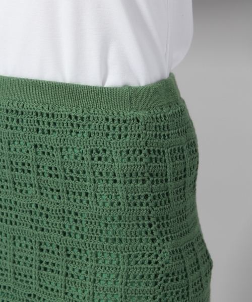 Andemiu（アンデミュウ）の「カギバリニットスカート786044（スカート・レディース・オフホワイト/グリーン/イエロー・FREE）」の4枚目の写真