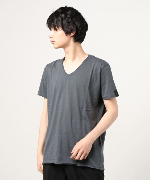 REPLAY（リプレイ）の「ベーシックジャージーVネックTEE（Tシャツ/カットソー・メンズ・ホワイト/ブラック/グレー/ネイビー/ライトアッシュグレー・SMALL/LARGE/MEDIUM/X-LARGE/X-SMALL/XX-LARGE）」の4枚目の写真