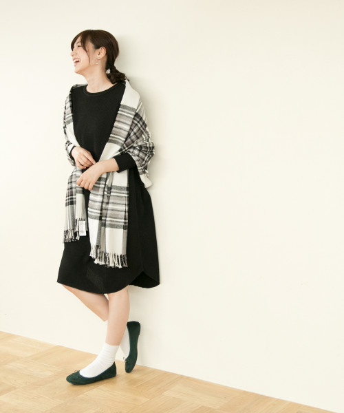 GLOBAL WORK(グローバルワーク)の「サーモワッフルカットワンピ/815137(ワンピース・レディース・ブラック/グレー/ブラウン・MEDIUM/LARGE)」の10枚目の写真