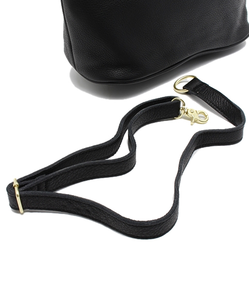 PAPILLONNER（パピヨネ）の「チェーンレザーショルダー（ショルダーバッグ・レディース・アイボリー/ブラック・FREE）」の8枚目の写真