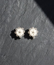 MAYGLOBE Veil / フラワーモチーフイヤリング