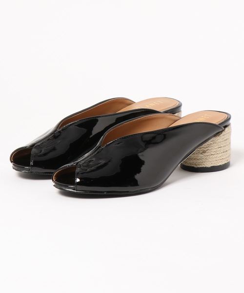 INTERPLANET（インタープラネット）の「Ｖ字カットジュートサンダル（サンダル・レディース・ブラック/ベージュ・23.5cm/24.5cm）」の2枚目の写真