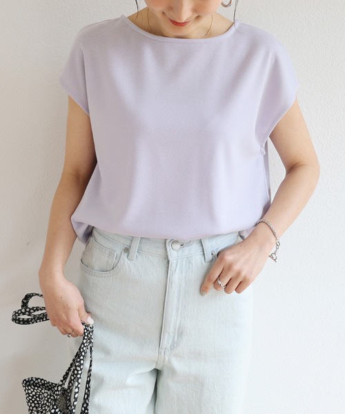 andme(アンドミー)の「ポンチフレンチスリーブ背中タックトップス(Tシャツ/カットソー・レディース・ブラック/オフホワイト/ラベンダー/ホワイト×ブラック/グレー系その他/ベージュ系その他/パープル系その他/ライトベージュ/ピンク/ホワイト×ブラウン・M/L)」の8枚目の写真