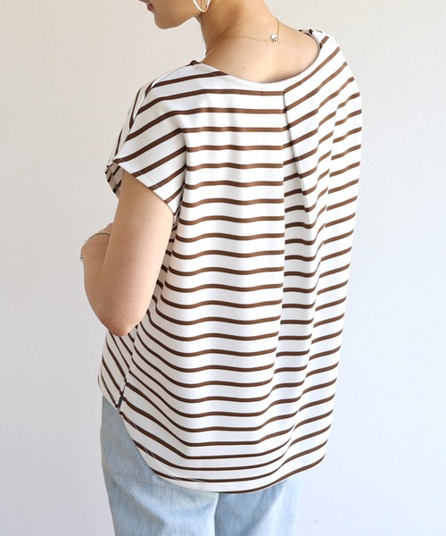 andme(アンドミー)の「ポンチフレンチスリーブ背中タックトップス(Tシャツ/カットソー・レディース・ブラック/オフホワイト/ラベンダー/ホワイト×ブラック/グレー系その他/ベージュ系その他/パープル系その他/ライトベージュ/ピンク/ホワイト×ブラウン・M/L)」の14枚目の写真