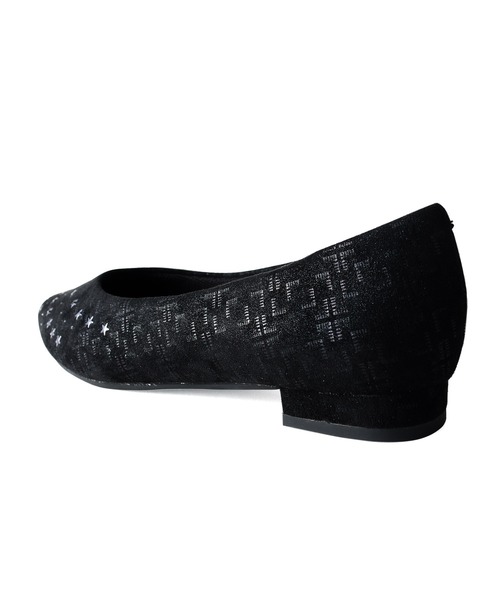 coca(ANDEX shoes product)(コカ)の「coca / コカ 星スタッズ付き ポインテッドトゥ ローヒール パンプス 420002(パンプス・レディース・パイソン/ブラック/ベージュ・23.5cm/24.5cm/22cm/23cm/22.5cm/24cm)」の5枚目の写真