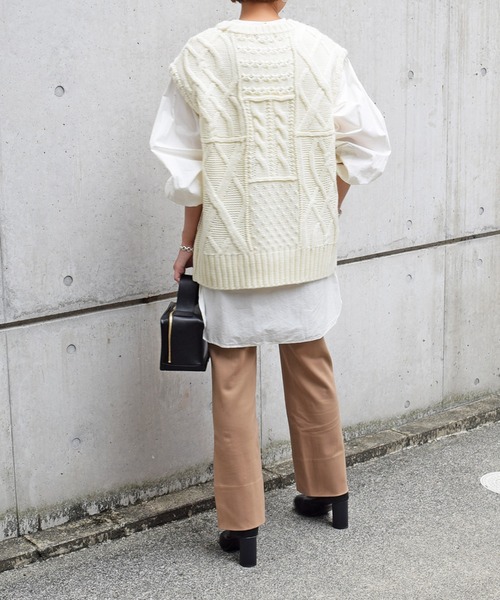 Marient（マリエント）の「ケーブルアランニットベスト（ニット/セーター・レディース・ベージュ/ブラウン/アイボリー・FREE）」の13枚目の写真
