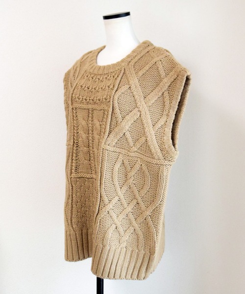 Marient（マリエント）の「ケーブルアランニットベスト（ニット/セーター・レディース・ベージュ/ブラウン/アイボリー・FREE）」の6枚目の写真