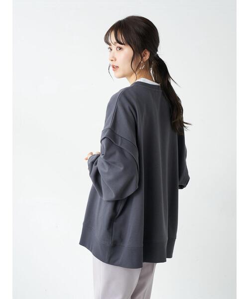 earth music&ecology（アースミュージックアンドエコロジー）の「ルーズシルエットプルオーバー ＊（スウェット・レディース・チャコールグレー/オフホワイト/ミント/ピンクベージュ・FREE）」の20枚目の写真