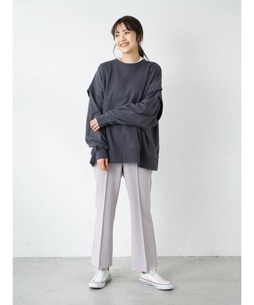 earth music&ecology（アースミュージックアンドエコロジー）の「ルーズシルエットプルオーバー ＊（スウェット・レディース・チャコールグレー/オフホワイト/ミント/ピンクベージュ・FREE）」の21枚目の写真