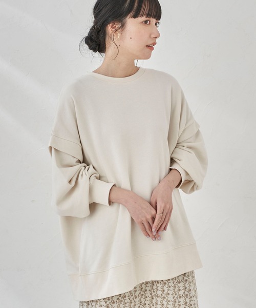 earth music&ecology（アースミュージックアンドエコロジー）の「ルーズシルエットプルオーバー ＊（スウェット・レディース・チャコールグレー/オフホワイト/ミント/ピンクベージュ・FREE）」の2枚目の写真