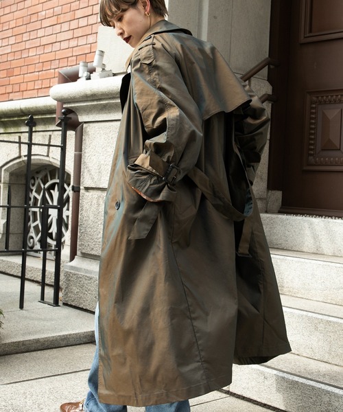 kutir(クティール)の「【kutir3周年記念アイテム】タマムシトレンチコート(トレンチコート・レディース・カーキブラウン/ブルー/パープル・SMALL/MEDIUM)」の20枚目の写真