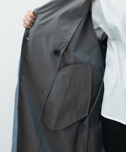 kutir(クティール)の「【kutir3周年記念アイテム】タマムシトレンチコート(トレンチコート・レディース・カーキブラウン/ブルー/パープル・SMALL/MEDIUM)」の7枚目の写真