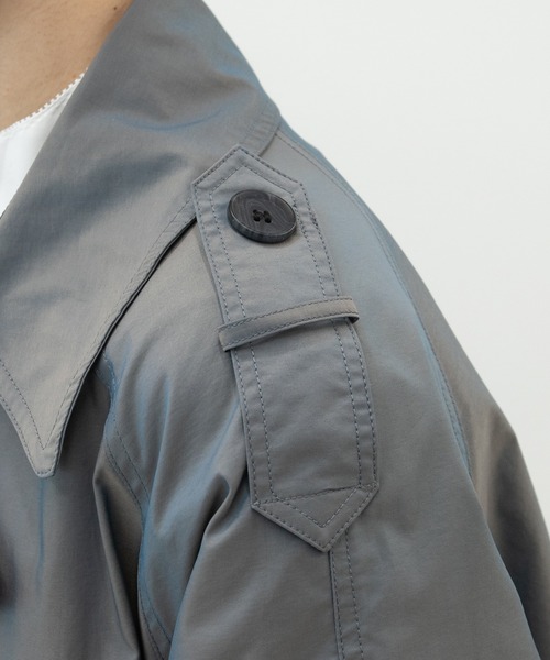 kutir(クティール)の「【kutir3周年記念アイテム】タマムシトレンチコート(トレンチコート・レディース・カーキブラウン/ブルー/パープル・SMALL/MEDIUM)」の11枚目の写真