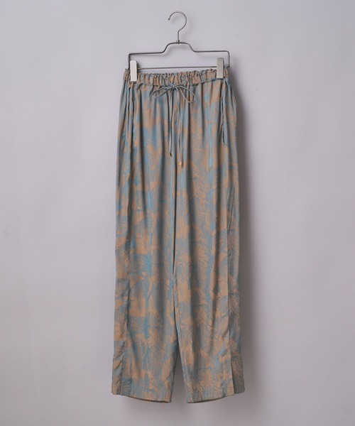 CIAOPANIC（チャオパニック）の「リーフ柄イージーパンツ（スラックス・レディース・グリーン/ネイビー/ブルー系その他・FREE）」の13枚目の写真